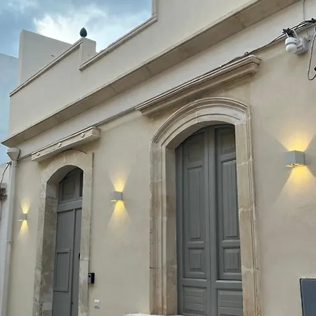 Estia, Ospitalita Siciliana * Avola