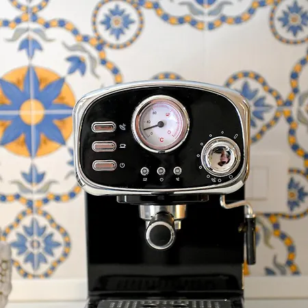 Estia, Ospitalita Siciliana 펜션 아볼라