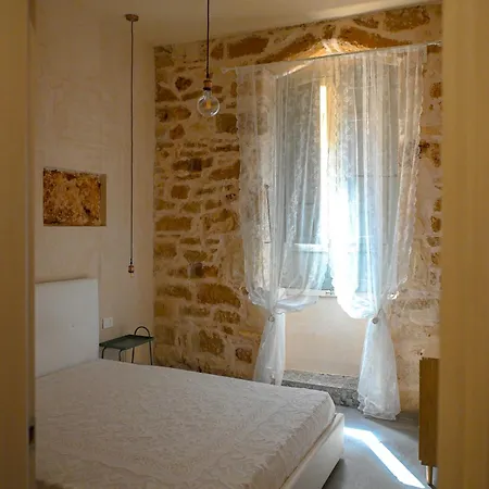 Estia, Ospitalita Siciliana 펜션 아볼라